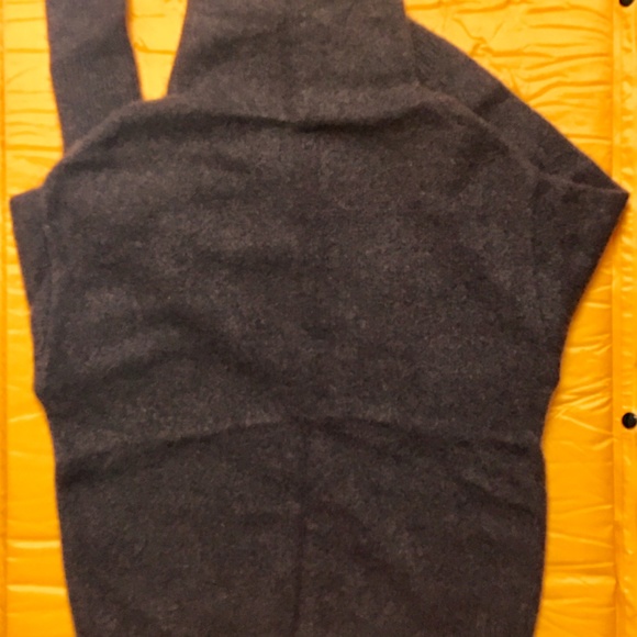 100% Wilfred Cyprie Cashmere Sweater - Picture 5 of 6